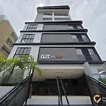 Get By Side Suites